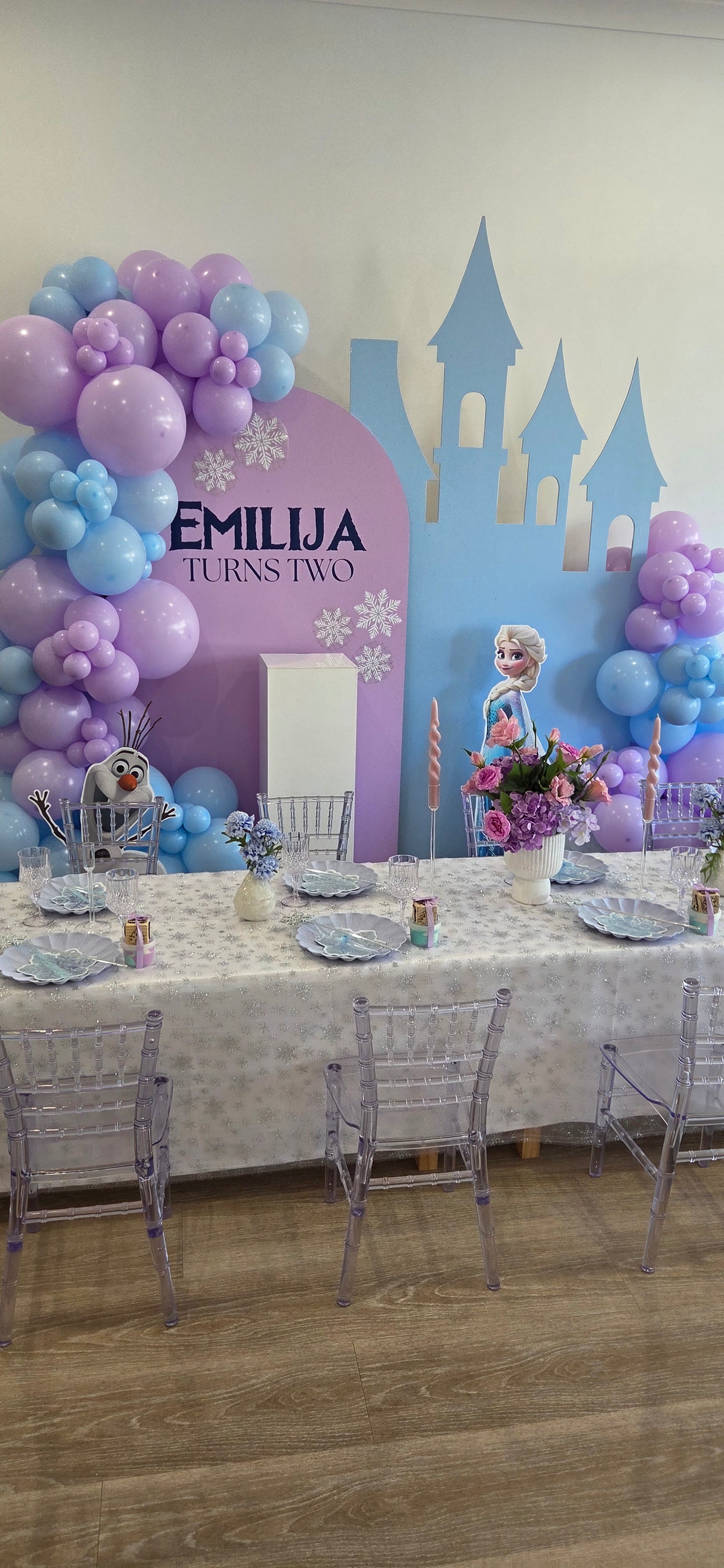 Kids' Clear Tiffany Chairs