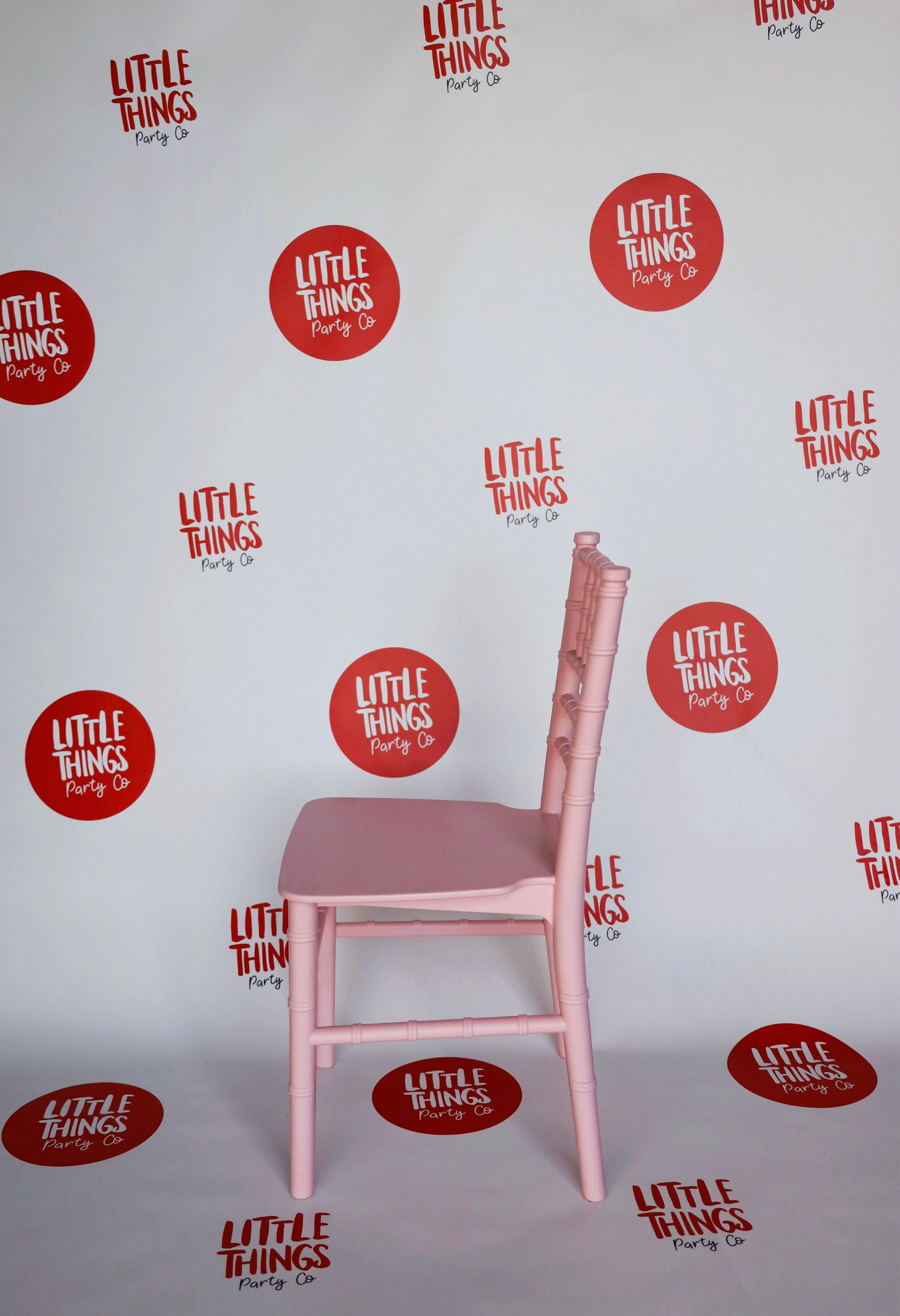 Kids' Pink Tiffany chairs