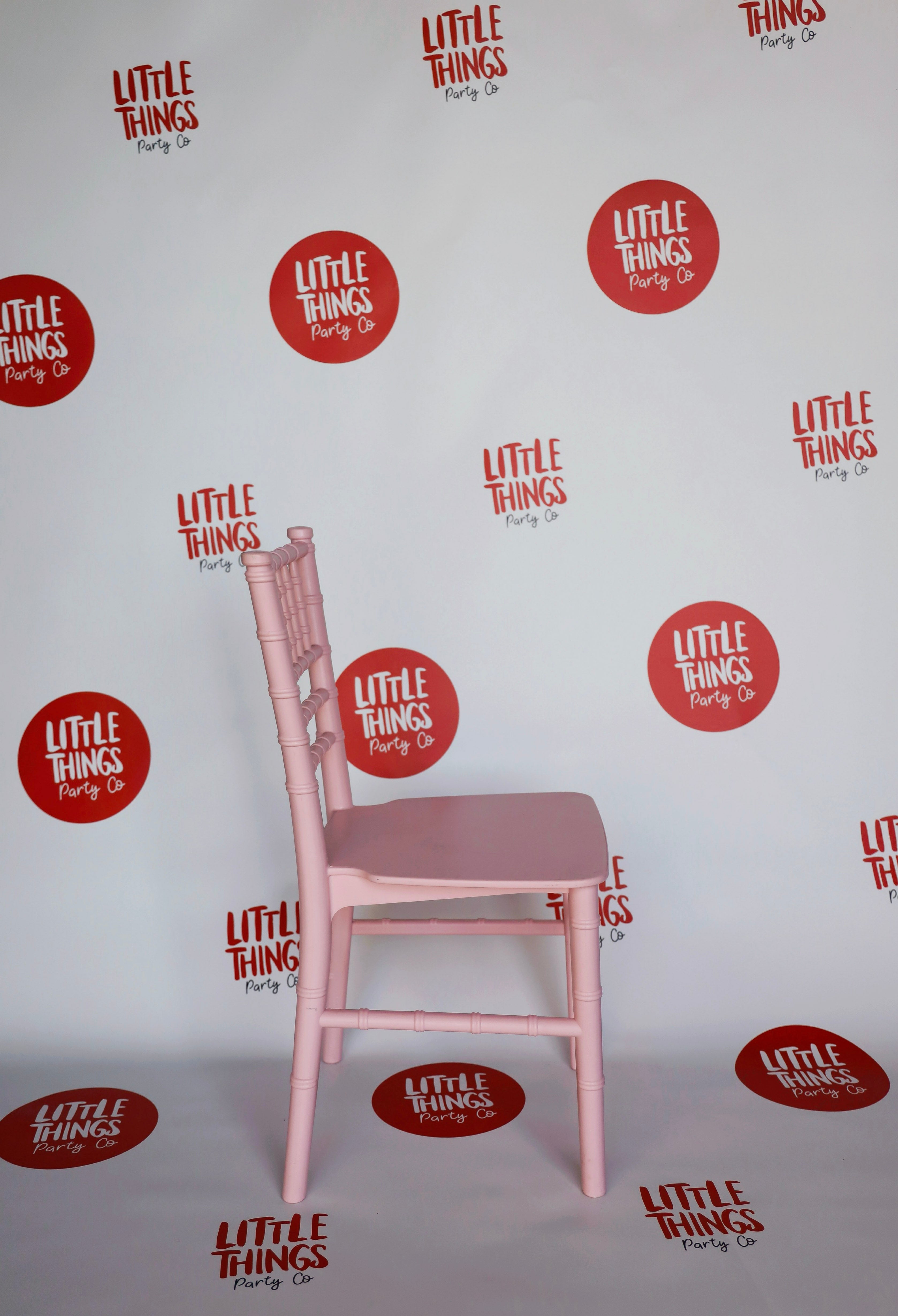 Kids' Pink Tiffany chairs